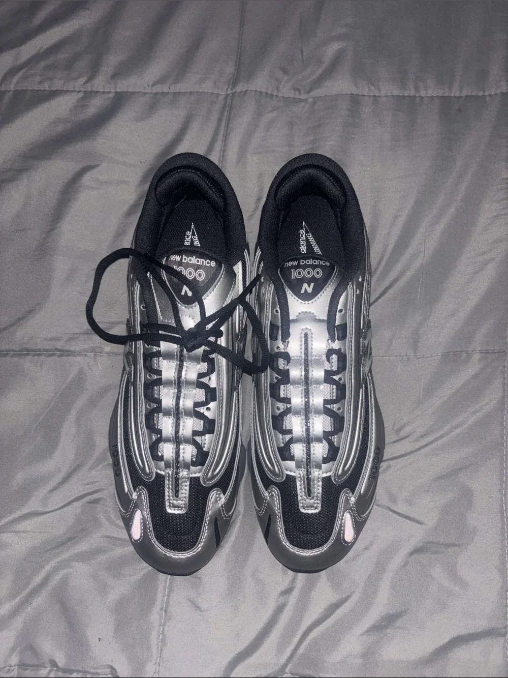 New Balance Men's Silver and Black Athletic Sneakers